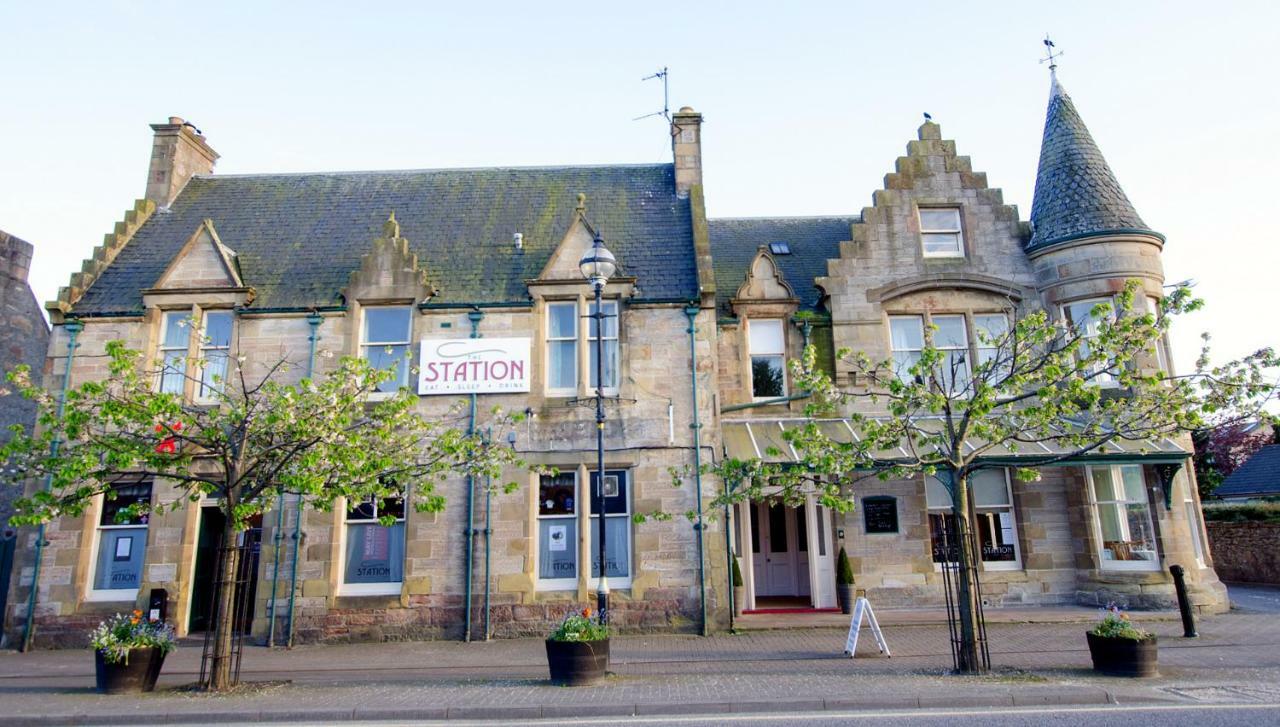 The Station Hotel Alness Exterior foto